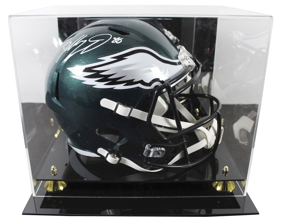 Dallas Goedert Autographed Eagles Full Size Replica Helmet With Display Case Fanatics: Dallas Goedert Autographed Eagles Full Size Replica Helmet With Display Case Fanatics This Philadelphia Eagles full size Speed Replica helmet features a hand-signed autograph from Dallas Goedert. The 