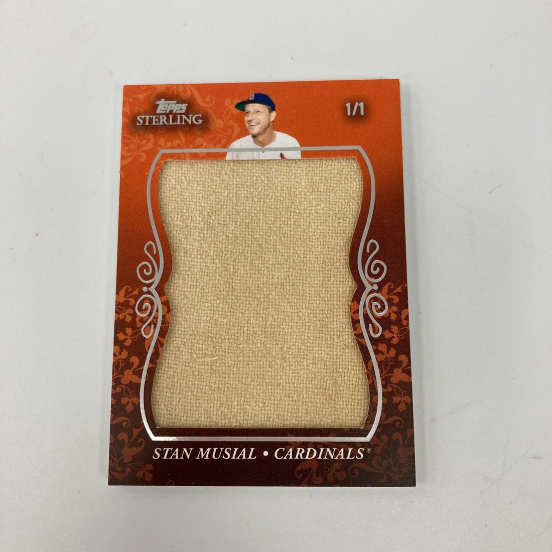 2008 Topps Sterling Stan Musial 1/1 Game Used Jumbo Patch Card: 2008 Topps Sterling Stan Musial 1/1 Game Used Jumbo Patch Card This is a rare 2008 Topps Sterling Stan Musial Game Used Jumbo Patch Jersey card, uniquely numbered 1/1, making it a one-of-a-kind collec