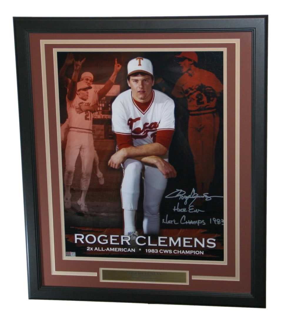 Roger Clemens Signed Framed 16x20 Texas Longhorns Photo TRISTAR: Roger Clemens Signed Framed 16x20 Texas Longhorns Photo TRISTAR This stunning framed photo features Roger Clemens, a legendary baseball player, in a Texas Longhorns uniform. The 16x20 inch photo is no