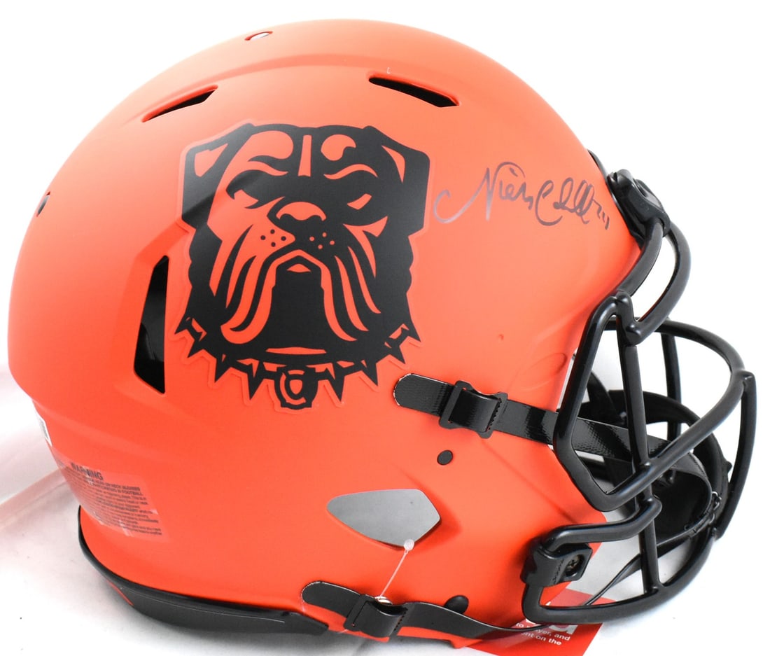 Nick Chubb Signed Cleveland Browns Authentic Full Size Helmet Beckett Hologram: Nick Chubb Signed Cleveland Browns Authentic Full Size Helmet Beckett Hologram This is a full-size Rave Speed Authentic helmet, autographed by Nick Chubb of the Cleveland Browns. The helmet is an orig