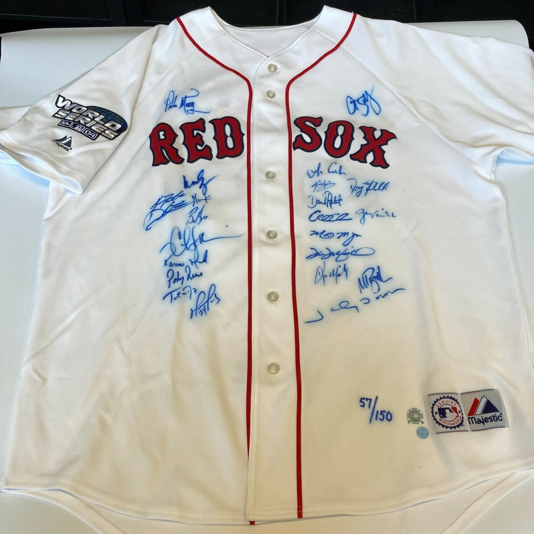 2004 Boston Red Sox Signed Game Jersey 23 Signatures JSA COA MLB Authenticated: 2004 Boston Red Sox Signed Game Jersey 23 Signatures JSA COA MLB Authenticated Celebrate the iconic 2004 Boston Red Sox World Series victory with this authentic game jersey, signed by the entire team.