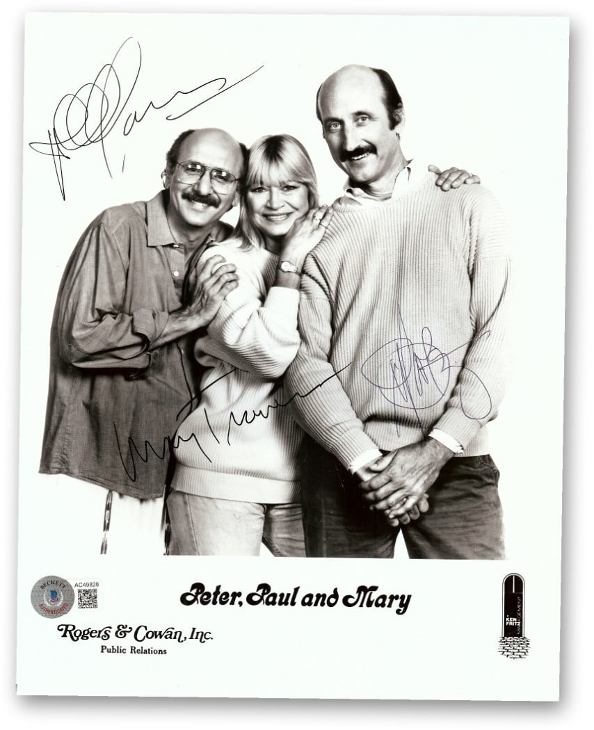 Peter Paul and Mary Autographed 8X10 Photo Beckett Authenticated: Peter Paul and Mary Autographed 8X10 Photo Beckett Authenticated This stunning 8x10 photograph features the iconic folk group Peter, Paul and Mary, beautifully autographed by all three members: Peter 