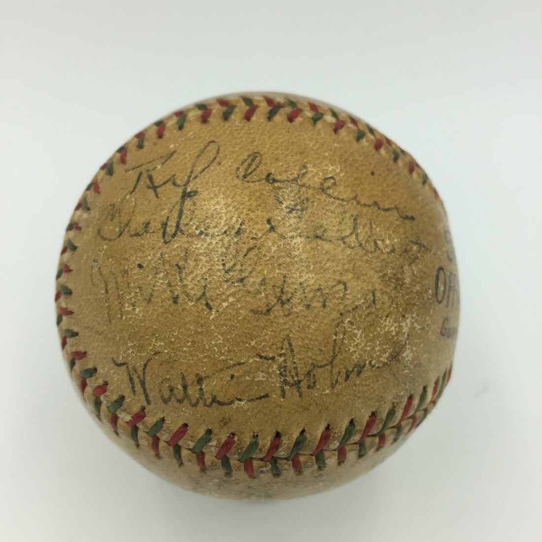 Rare 1932 St. Louis Cardinals Signed Baseball with JSA COA: Rare 1932 St. Louis Cardinals Signed Baseball with JSA COA This is a rare 1932 St. Louis Cardinals team-signed Branch Rickey League baseball, featuring notable signatures from baseball legends such as