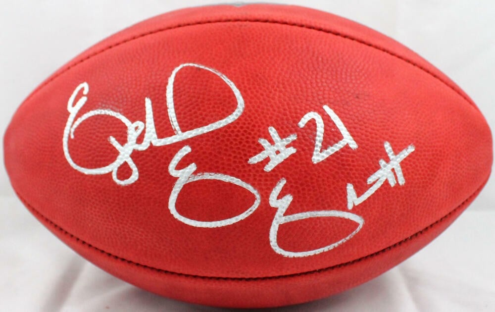 Beckett Hologram Signed NFL Duke Football Ezekiel Elliott Dallas Cowboys: Beckett Hologram Signed NFL Duke Football Ezekiel Elliott Dallas Cowboys Autographed NFL Duke football signed by Ezekiel Elliott. The item is an original, pre-owned ball associated with the Dallas Cow