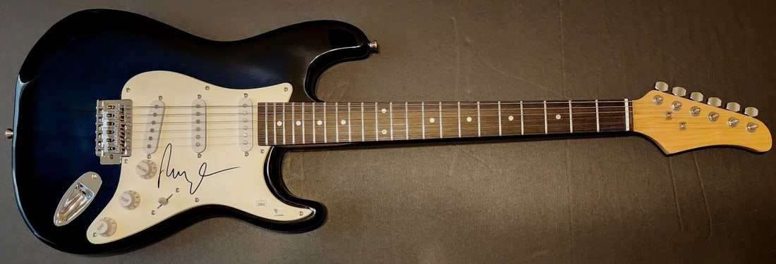 JSA Authenticated Ray Davies Signed Electric Guitar - 2