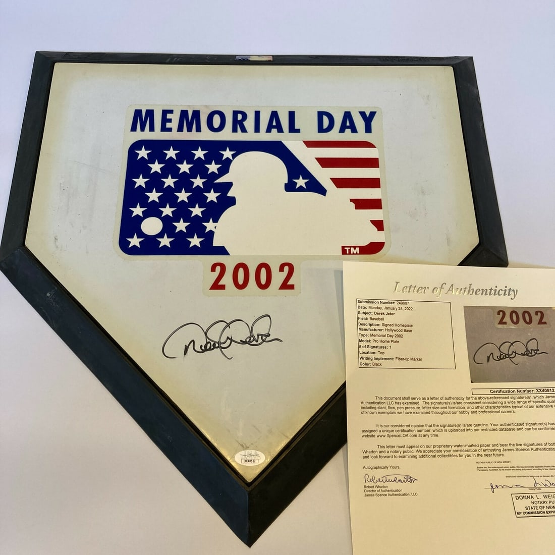 Derek Jeter Signed Memorial Day Game Home Plate JSA COA: Derek Jeter Signed Memorial Day Game Home Plate JSA COA Celebrate baseball history with this authentic Derek Jeter signed 2002 Memorial Day Game model home plate. This remarkable piece is authenticate