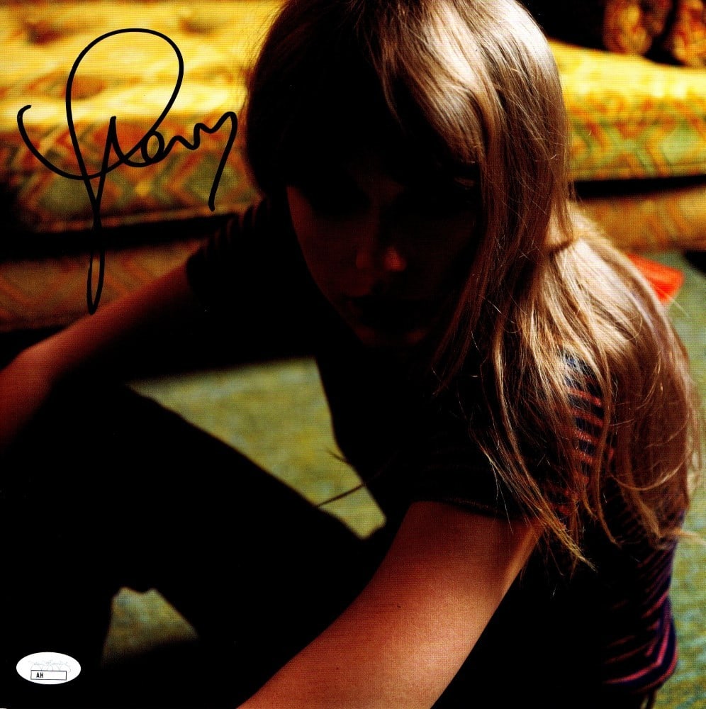Taylor Swift Signed 11x11 Photo Anti-Hero JSA Authenticated: Taylor Swift Signed 11x11 Photo Anti-Hero JSA Authenticated This is an original 11" x 11" photograph featuring Taylor Swift, prominently displaying her signature. The autograph has been authenticated 