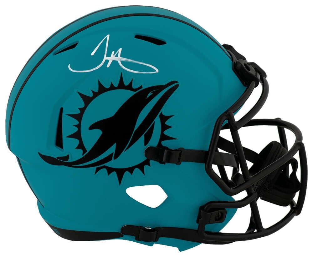 Tyreek Hill Signed Miami Dolphins RAVE Riddell Replica Helmet with COA: Tyreek Hill Signed Miami Dolphins RAVE Riddell Replica Helmet with COA This is a Tyreek Hill signed Miami Dolphins RAVE Riddell full-size replica helmet, a must-have for any football fan or memorabili