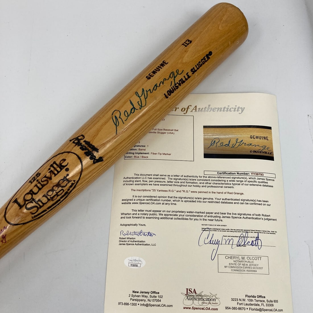 Red Grange Signed Louisville Slugger Bat NFL HOF JSA Authenticated: Red Grange Signed Louisville Slugger Bat NFL HOF JSA Authenticated This original Louisville Slugger baseball bat is signed by football legend Red Grange, a distinguished member of the New York Yankees