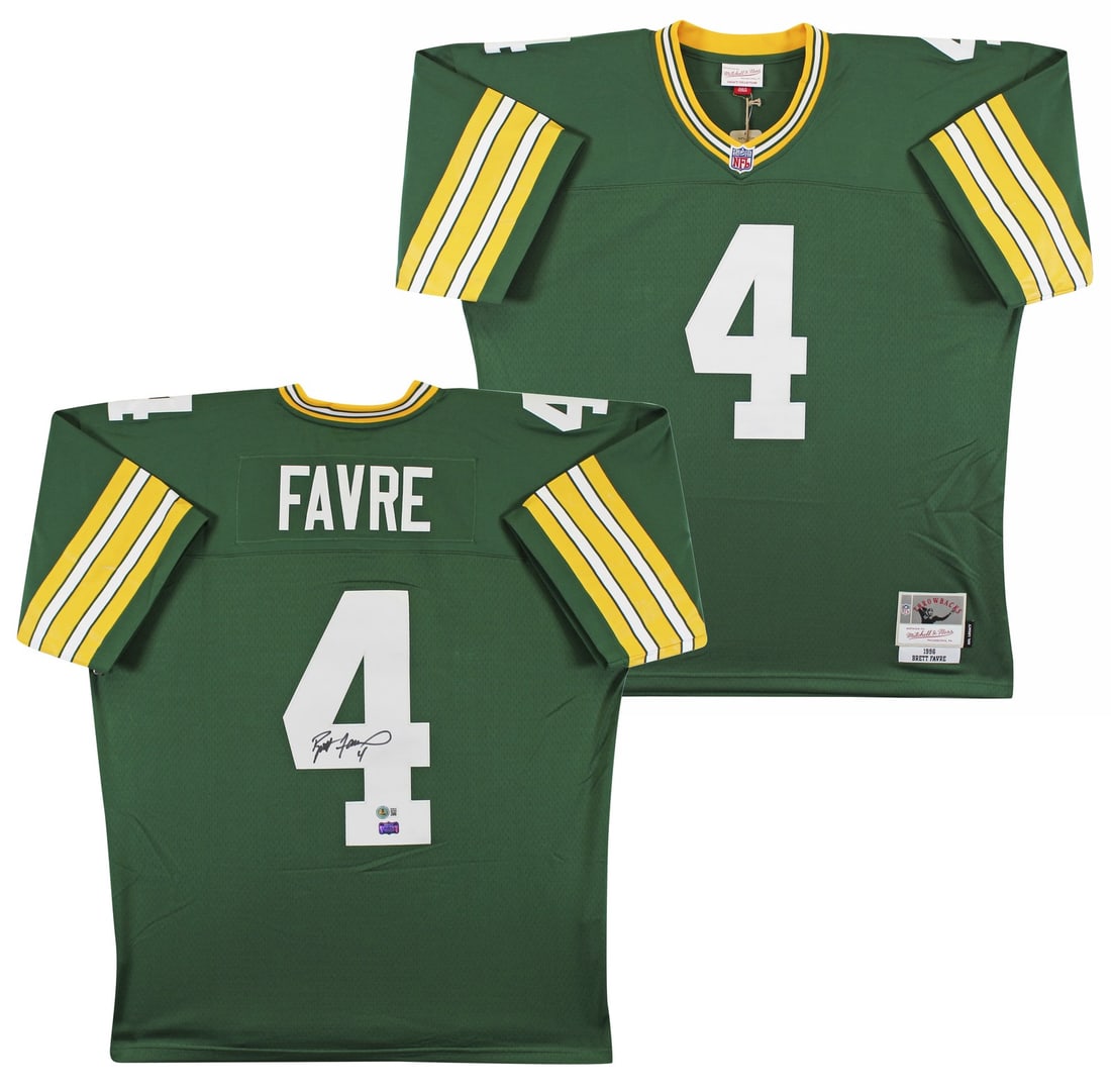 Brett Favre Signed 1996 Green Bay Packers Throwback Jersey Beckett Witness Authenticated (1 of 6)