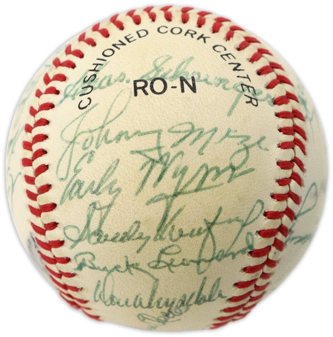 24-Signature Hall of Fame Baseball Sandy Koufax PSA DNA COA: 24-Signature Hall of Fame Baseball Sandy Koufax PSA DNA COA This official National League (Feeney) baseball features 24 authentic signatures from members of the National Baseball Hall of Fame, includi