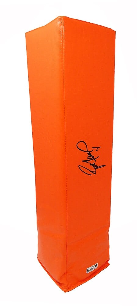 Brett Favre Signed Green Bay Packers Endzone Pylon with COA: Brett Favre Signed Green Bay Packers Endzone Pylon with COA This is a signed orange endzone pylon by NFL legend Brett Favre, commemorating his iconic career with the Green Bay Packers. The item featur