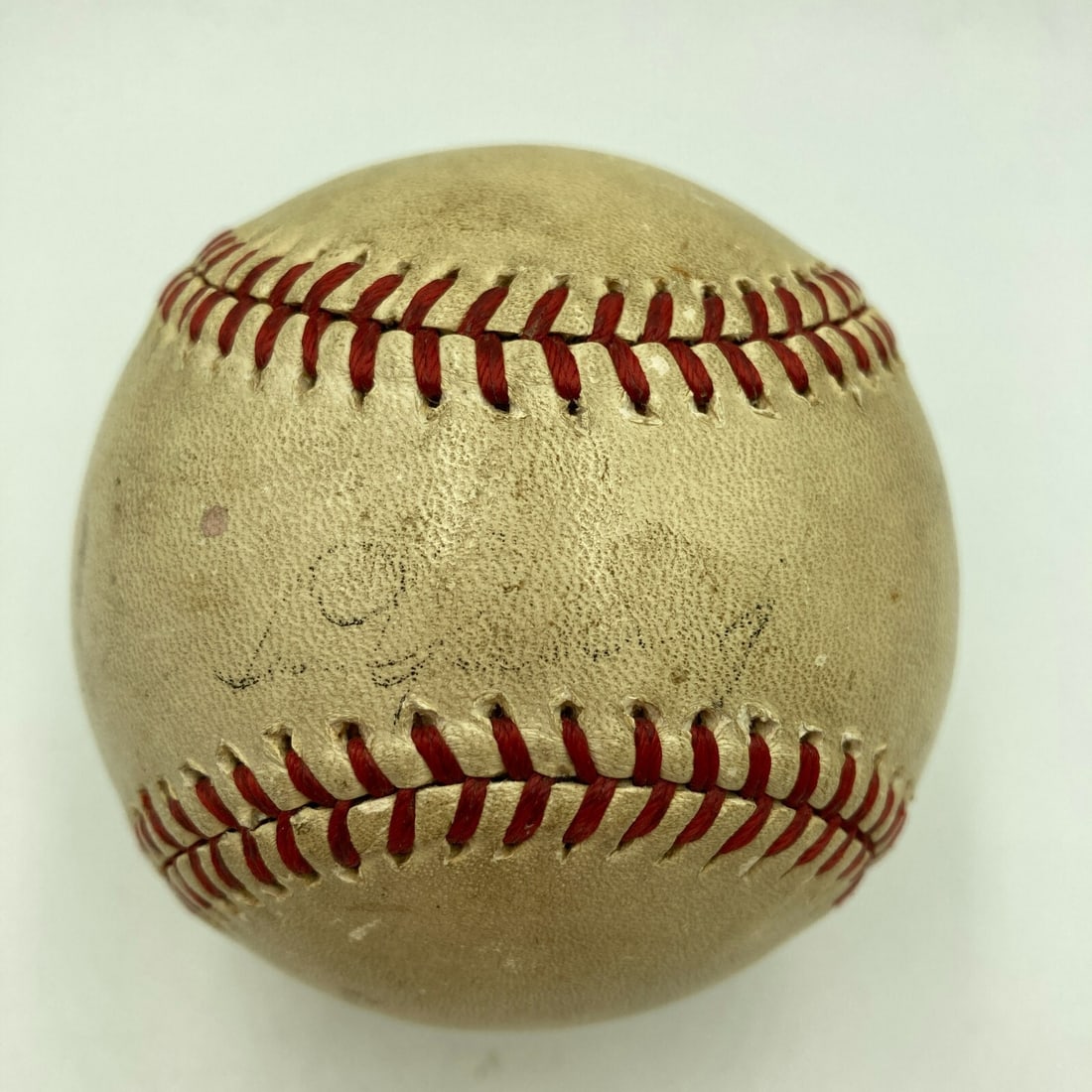 Lou Gehrig Signed Official AL Baseball PSA DNA COA RARE: Lou Gehrig Signed Official AL Baseball PSA DNA COA RARE This is an original single-signed Official American League baseball by Lou Gehrig, a legendary player of the New York Yankees. The ball comes wi