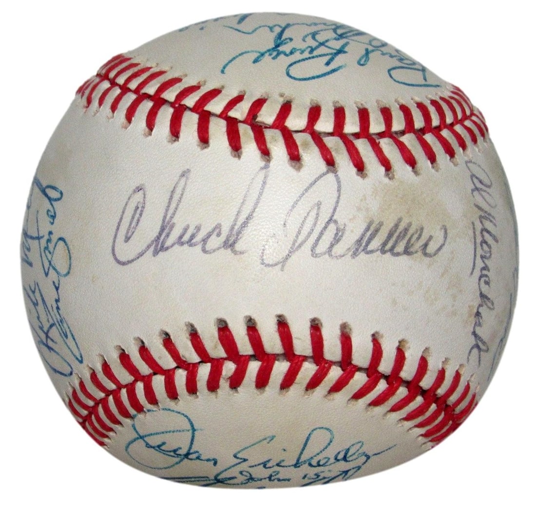 1988 Atlanta Braves signed ONL baseball 22 autographs: 1988 Atlanta Braves signed ONL baseball 22 autographs This is an original 1988 Atlanta Braves team-signed ONL (Official National League) baseball featuring the signatures of 22 team members. Notable a