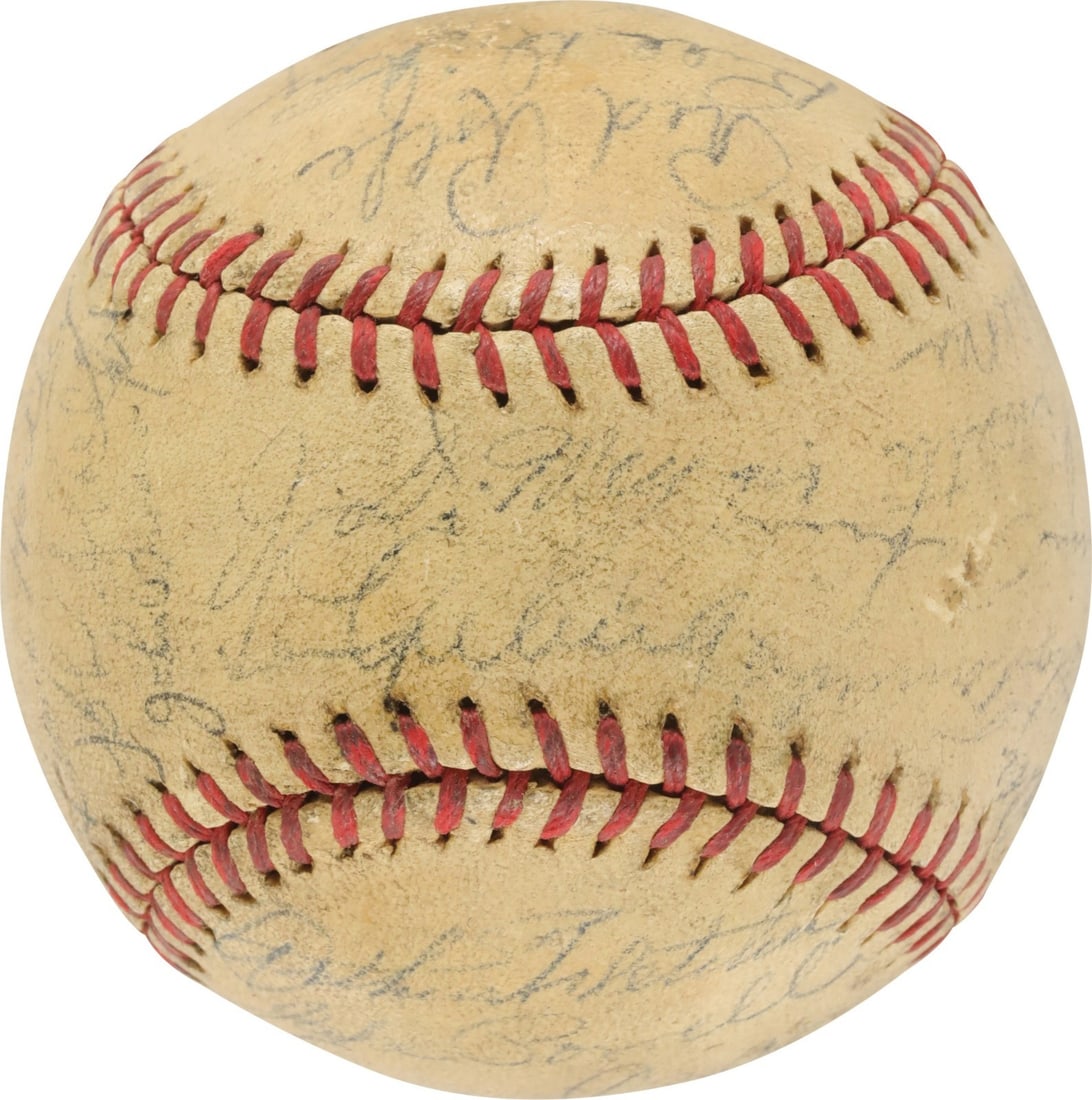 1936 37 Yankees signed baseball 27 autographs JSA PSA Lou Gehrig: 1936 37 Yankees signed baseball 27 autographs JSA PSA Lou Gehrig This is an original baseball signed by the 1936-37 New York Yankees World Series Championship team. The ball features 27 signatures, in