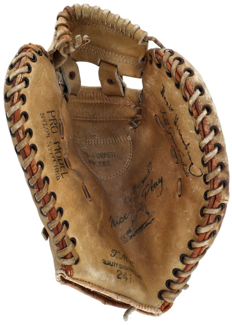 Hank Greenberg Autographed First Baseman Glove with JSA Authentication (1 of 4)
