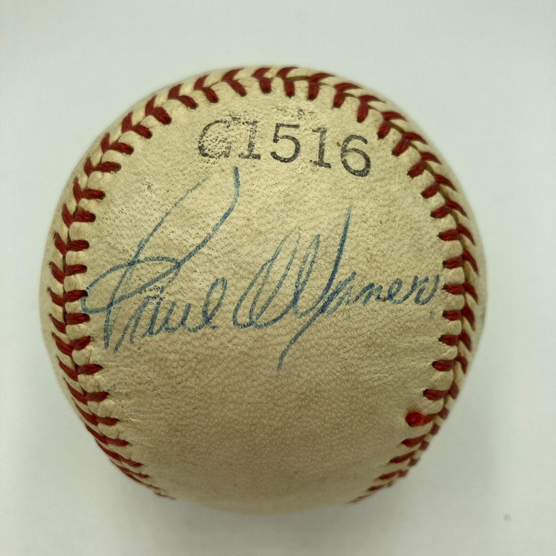 Paul Waner Signed Baseball with JSA Authentication Rare Find: Paul Waner Signed Baseball with JSA Authentication Rare Find This stunning baseball features the rare autograph of Hall of Famer Paul Waner, a three-time National League batting champion. Known as "Bi