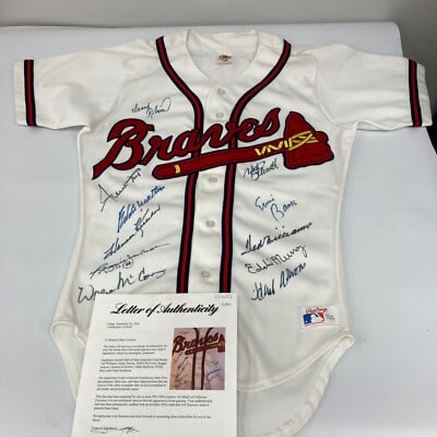 Rawlings Braves jersey signed by 10 500 Home Run Club legends PSA DNA COA: Rawlings Braves jersey signed by 10 500 Home Run Club legends PSA DNA COA This Rawlings Atlanta Braves jersey features signatures from the legendary 500 Home Run Club, including Ted Williams, Hank Aar