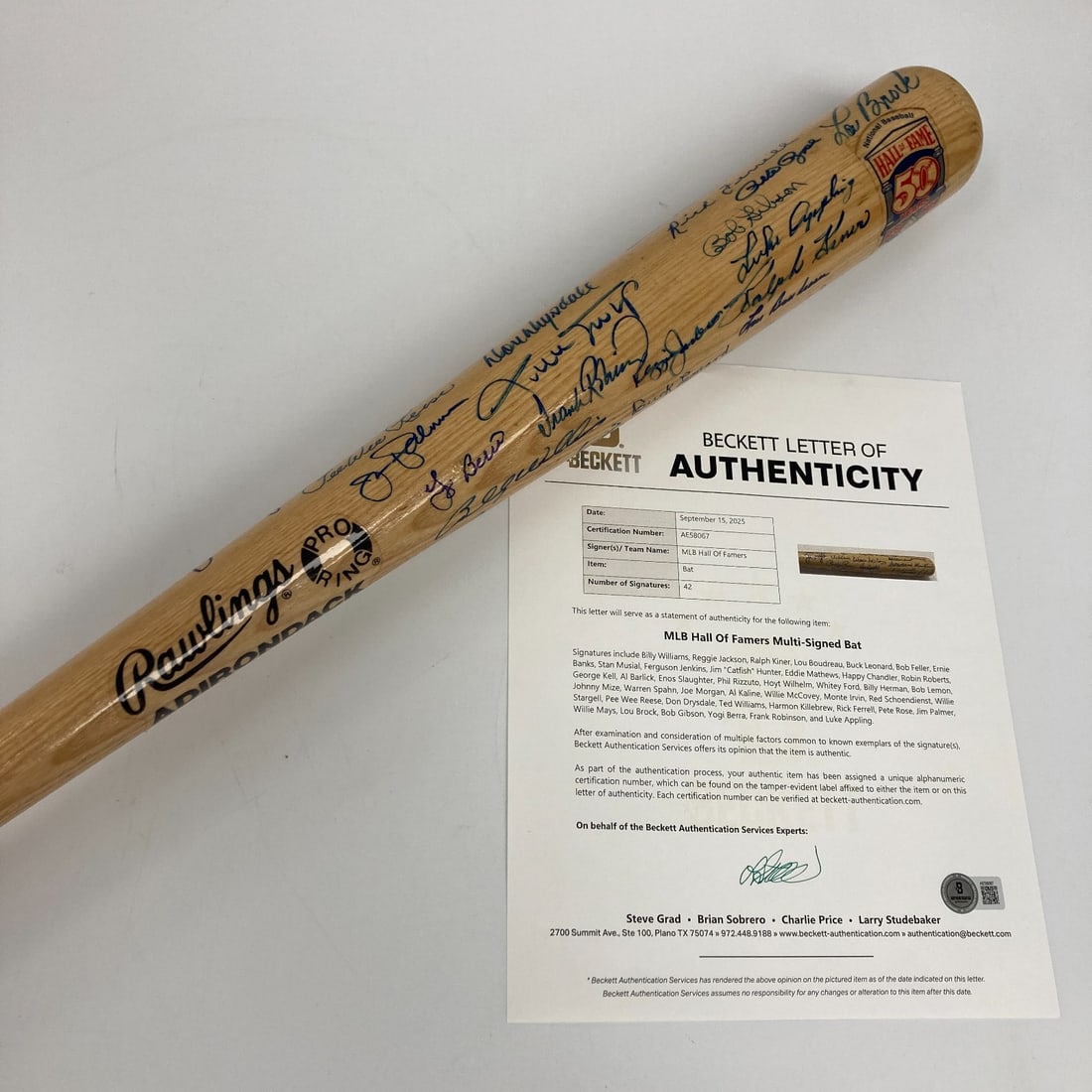 Ted Williams Willie Mays Multi Signed Baseball Bat 42 Sigs Beckett Authenticated: Ted Williams Willie Mays Multi Signed Baseball Bat 42 Sigs Beckett Authenticated This remarkable baseball bat features an impressive collection of 42 signatures from some of the greatest players in ba