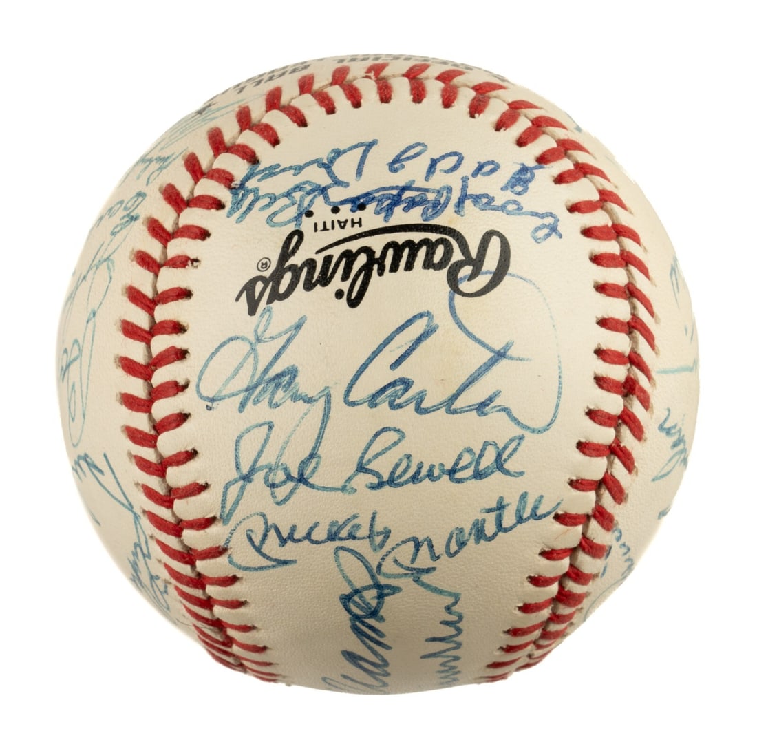 Mickey Mantle Ted Williams Signed Baseball 26 Autographs JSA COA: Mickey Mantle Ted Williams Signed Baseball 26 Autographs JSA COA This exquisite baseball is a remarkable collector's item featuring the signatures of 26 Hall of Fame and star players, including the le