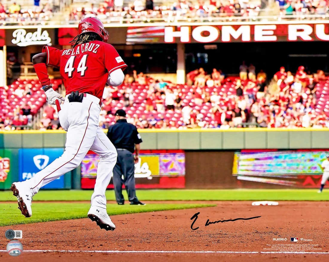 16x20 Cincinnati Reds Photo Hand Signed by Elly De La Cruz BAS Authenticated: 16x20 Cincinnati Reds Photo Hand Signed by Elly De La Cruz BAS Authenticated This is a 16x20 photo of Elly De La Cruz of the Cincinnati Reds, personally signed and autographed. The authenticity of the