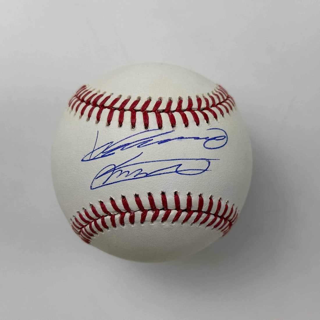 Autographed Vladimir Guerrero Jr Sr Rawlings Baseball with Beckett COA (1 of 2)