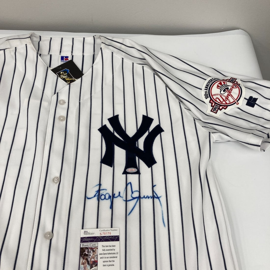 Roger Clemens Signed 2003 New York Yankees Jersey JSA COA: Roger Clemens Signed 2003 New York Yankees Jersey JSA COA Celebrate the legacy of Roger Clemens with this authentic Majestic 2003 New York Yankees jersey. This item is a must-have for any baseball col