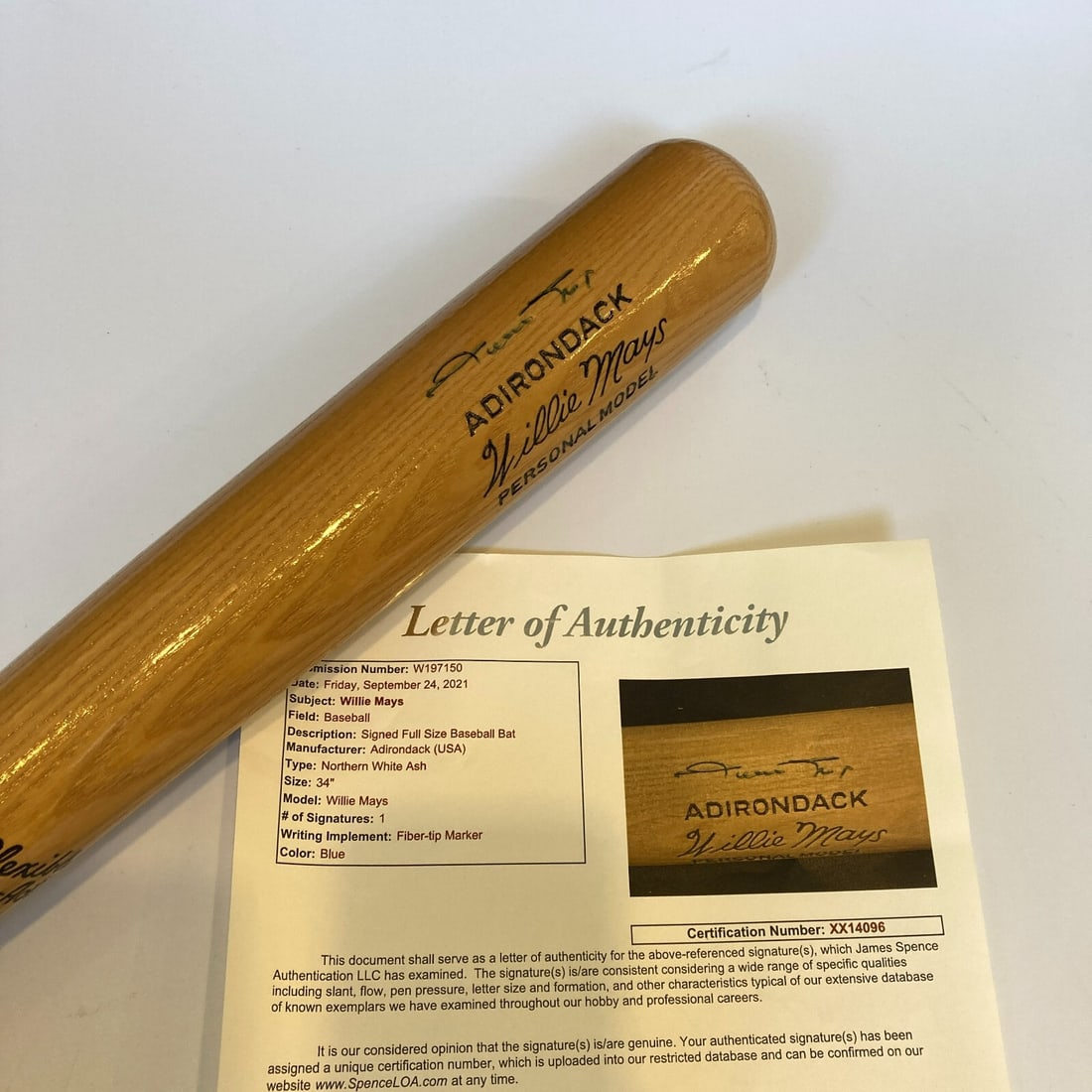 Willie Mays Signed Adirondack Baseball Bat with JSA Authentication: Willie Mays Signed Adirondack Baseball Bat with JSA Authentication This is a pre-owned Adirondack Game Model baseball bat signed by the legendary Willie Mays. The bat is authenticated by James Spence 