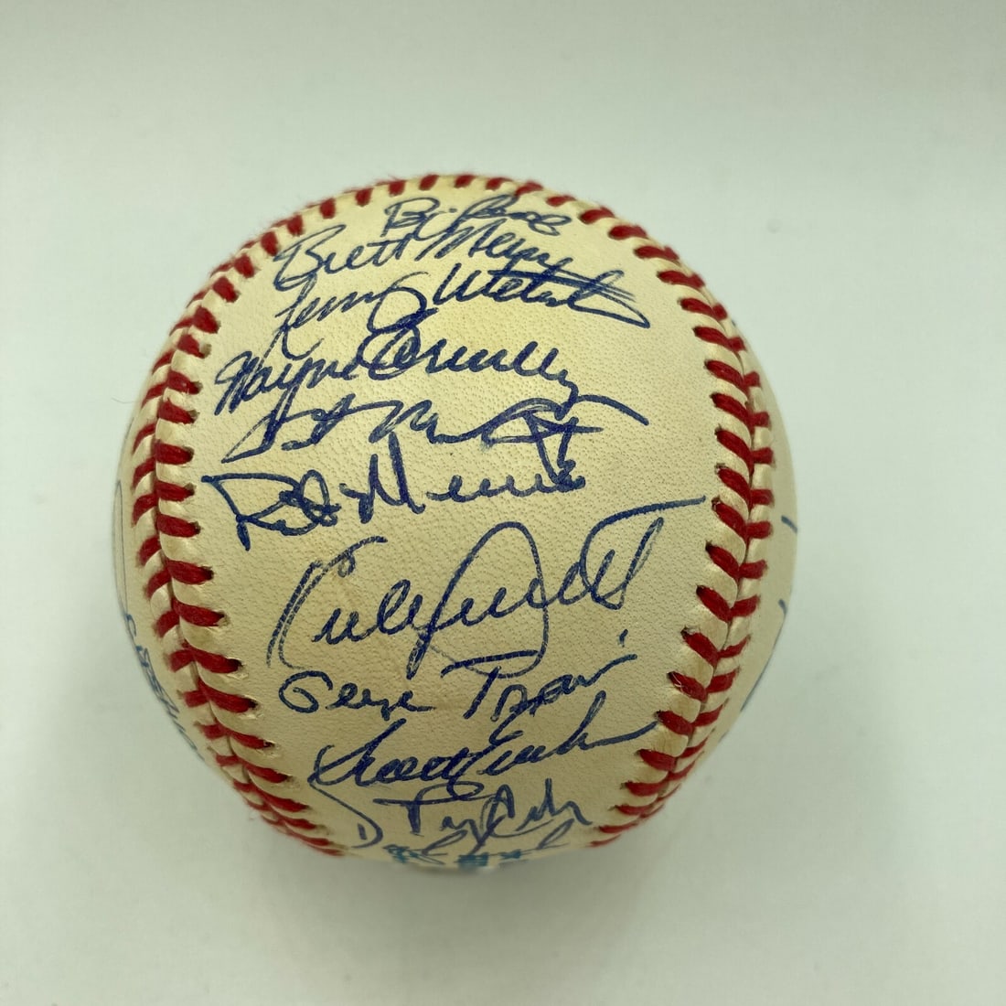 1993 Minnesota Twins Team Signed Baseball with Kirby Puckett: 1993 Minnesota Twins Team Signed Baseball with Kirby Puckett This is a remarkable 1993 Minnesota Twins team-signed baseball featuring the autographs of 37 team members, including notable players such 