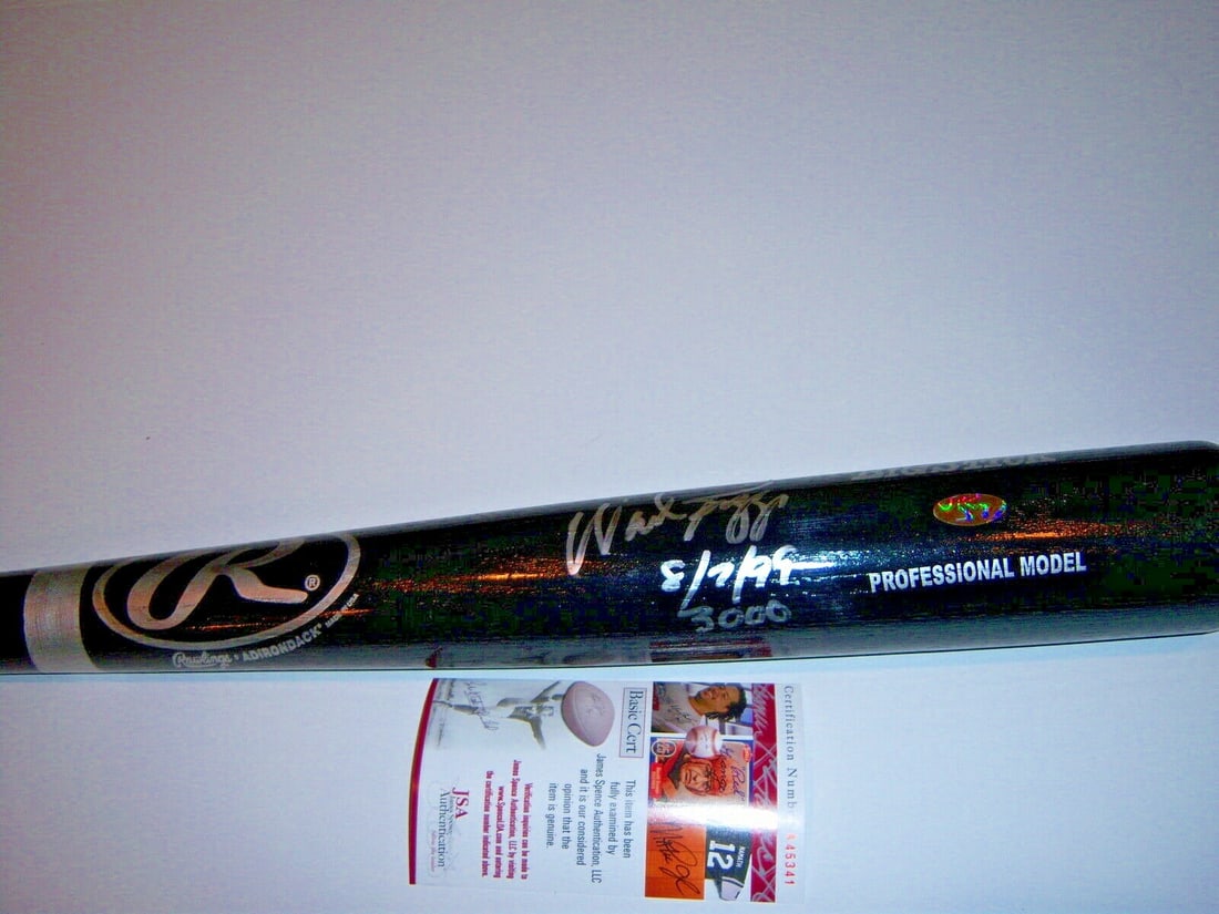 Wade Boggs Autographed Bat 3000th Hit 8-7-99 JSA COA Red Sox Yankees (1 of 1)