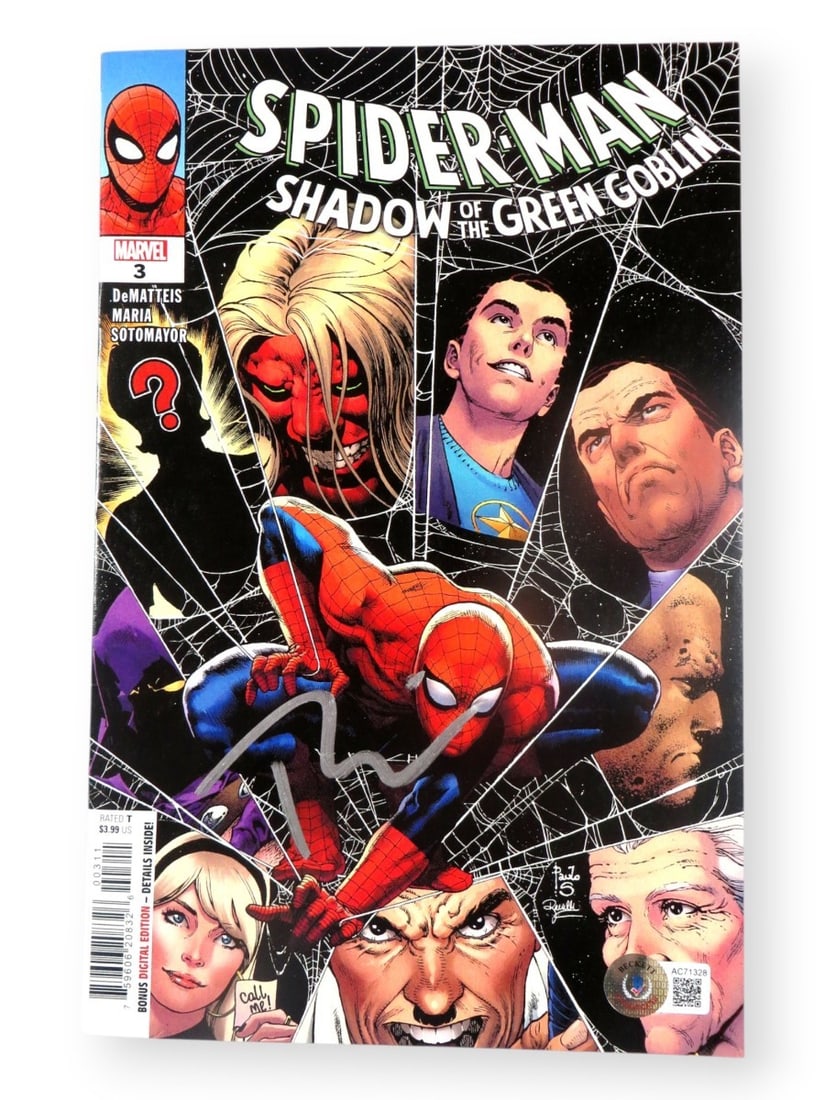 Tobey Maguire Signed Spider-Man Comic Book Beckett Authenticated: Tobey Maguire Signed Spider-Man Comic Book Beckett Authenticated This is an original comic book signed by Tobey Maguire, featuring his iconic role as Spider-Man. The autograph has been authenticated b