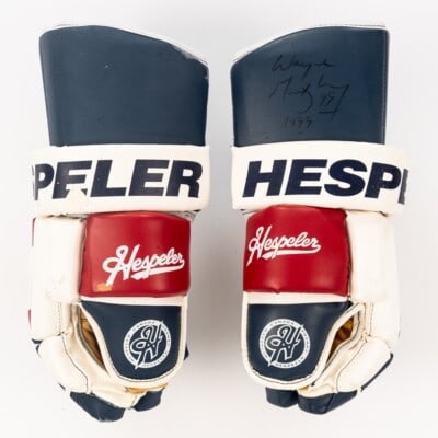 Wayne Gretzky Signed Hespeler Hockey Gloves New York Rangers PSA COA (1 of 9)