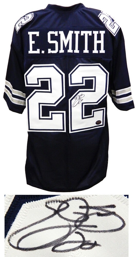 Emmitt Smith Signed Dallas Cowboys Jersey with Prova Hologram: Emmitt Smith Signed Dallas Cowboys Jersey with Prova Hologram Celebrate the legacy of Emmitt Smith with this original signed navy football jersey from the Dallas Cowboys. This jersey is a size XL and 