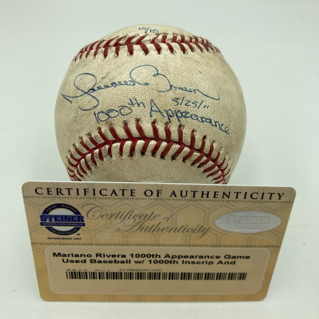 Mariano Rivera Signed Game Used Baseball 1000th Appearance 15/15 Steiner COA: Mariano Rivera Signed Game Used Baseball 1000th Appearance 15/15 Steiner COA Celebrate a significant milestone in baseball history with this Mariano Rivera signed game-used baseball from his 1000th ap