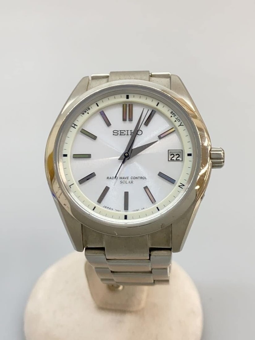 Seiko Brightz Titanium Solar Sapphire Glass Men's Wristwatch SAGZ079 (1 of 6)
