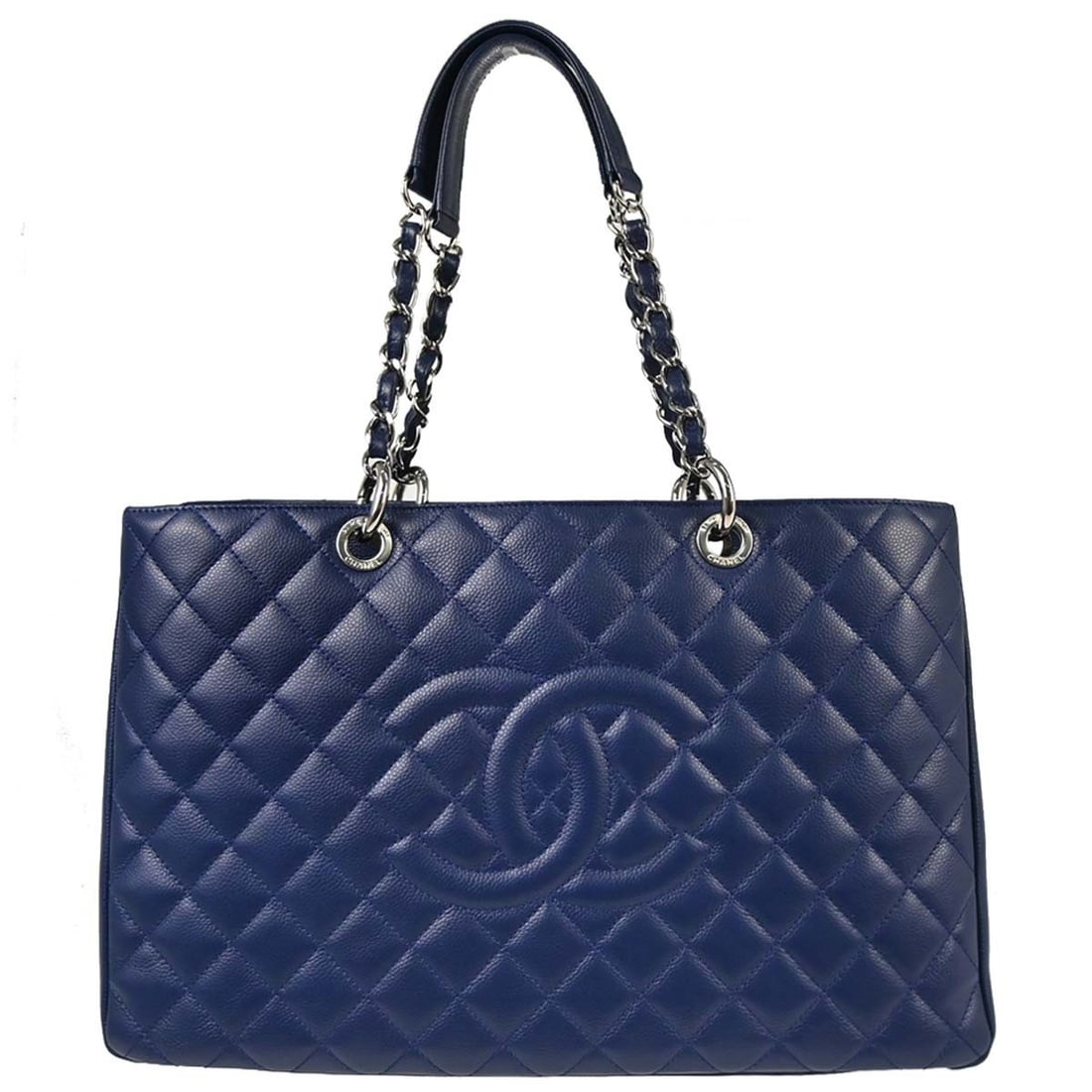CHANEL GST XL Navy Calfskin Chain Tote Handbag: CHANEL GST XL Navy Calfskin Chain Tote Handbag Extra-large Chanel Grand Shopping Tote in navy calfskin leather with chain double handles and logo accents. This tote features an exterior pocket, inner 