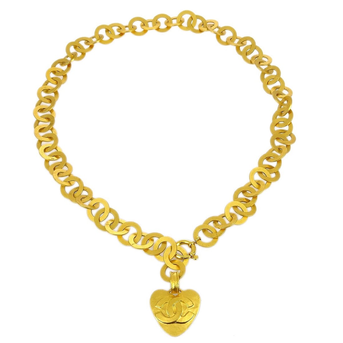 Vintage Chanel 95P Gold Plated Heart Charm Necklace: Vintage Chanel 95P Gold Plated Heart Charm Necklace Vintage Chanel heart pendant necklace in gold-plated metal. This pendant-style necklace features a heart-shaped charm and is marked 95P. It is made 