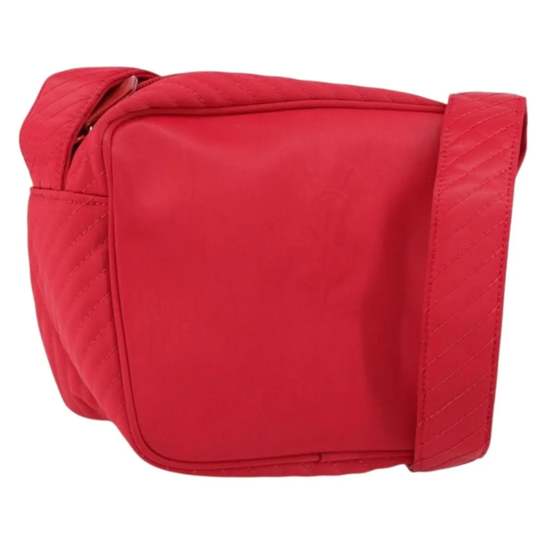 Saint Laurent Vintage Red Nylon Shoulder Bag: Saint Laurent Vintage Red Nylon Shoulder Bag This Saint Laurent vintage shoulder bag is crafted from red nylon and designed for women. It features metal fittings and a shoulder strap. The bag shows si