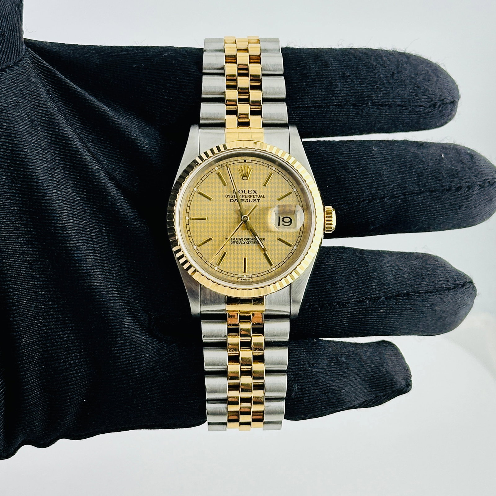 Rolex Datejust 16233 Watch with Champagne Hounds Tooth Dial and Jubilee Bracelet (1 of 5)