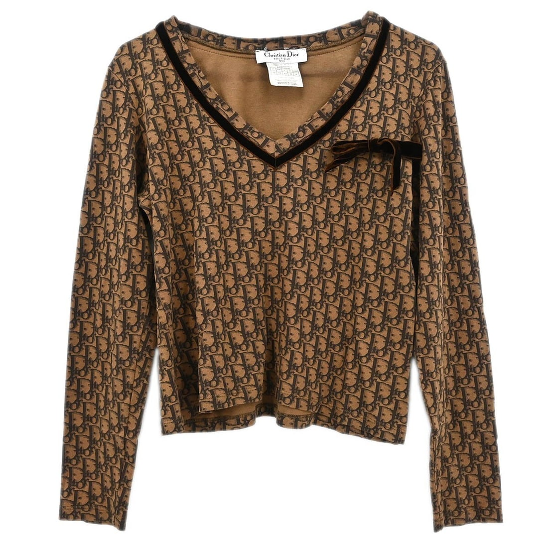 Dior V Neck Long Sleeve T Shirt Brown Cotton Size 38: Dior V Neck Long Sleeve T Shirt Brown Cotton Size 38 Christian Dior women's long sleeve top in brown with a V-neck, regular fit, and logo accent. Made of 100% cotton and styled as a casual T-shirt. Co