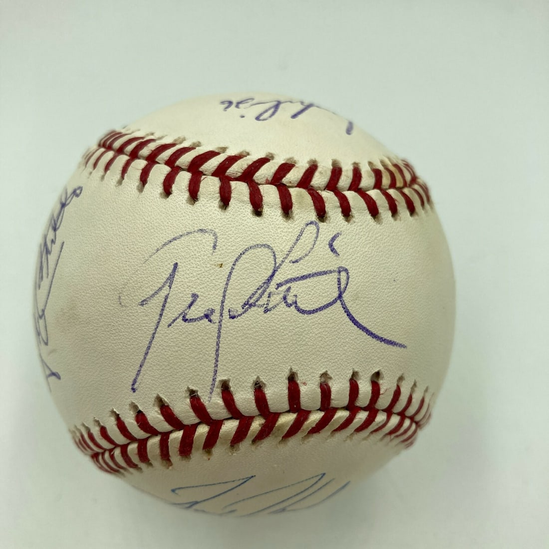 2002 Boston Red Sox Team Signed Baseball with JSA COA 13 Signatures: 2002 Boston Red Sox Team Signed Baseball with JSA COA 13 Signatures This collectible features a 2002 Boston Red Sox Team Signed Major League Baseball, authenticated by James Spence Authentication (JSA