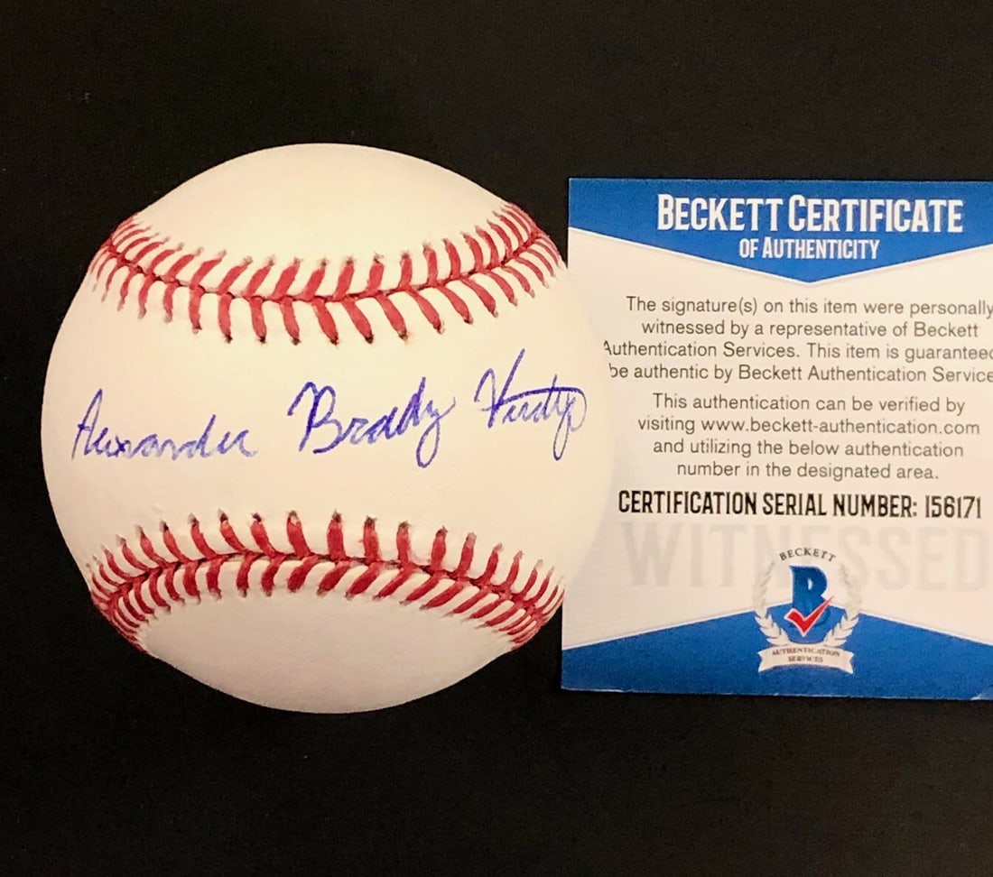 Beckett COA Dodgers baseball signed by Alex Verdugo full name: Beckett COA Dodgers baseball signed by Alex Verdugo full name This pre-owned baseball features the full name signatures of Alex Alexander Brady Verdugo, associated with the Los Angeles Dodgers. The au