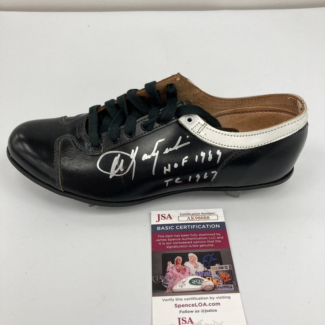 Carl Yastrzemski Signed Baseball Cleat HOF 1989 TC 1967 JSA COA: Carl Yastrzemski Signed Baseball Cleat HOF 1989 TC 1967 JSA COA This is a unique signed baseball cleat from legendary player Carl Yastrzemski, featuring his inscriptions "HOF 1989" and "TC 1967". The 