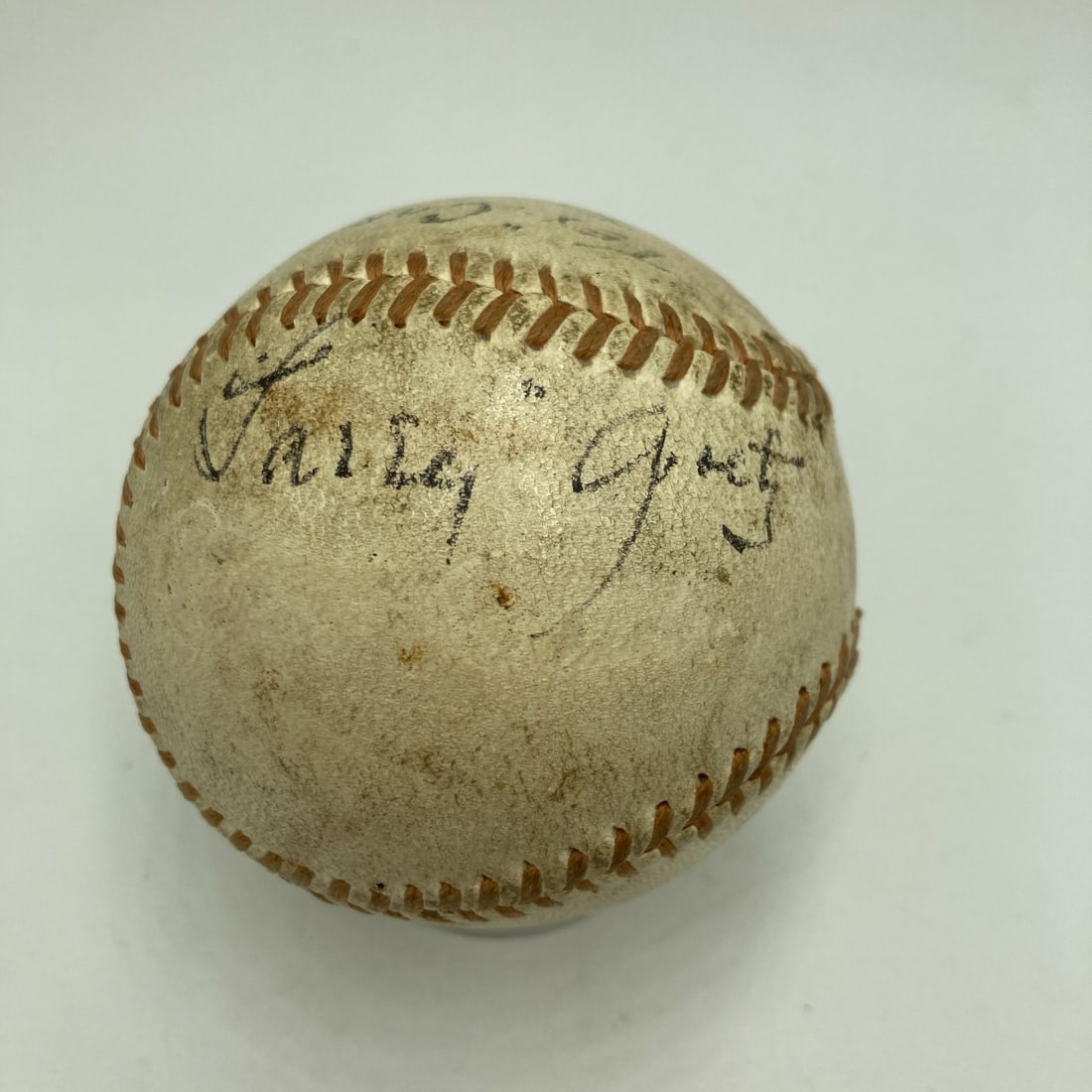 Larry Goetz Signed 1940s National League Game Used Baseball JSA: Larry Goetz Signed 1940s National League Game Used Baseball JSA This is a vintage 1940's National League Frick game-used baseball signed by umpire Larry Goetz. The ball comes with James Spence Authent
