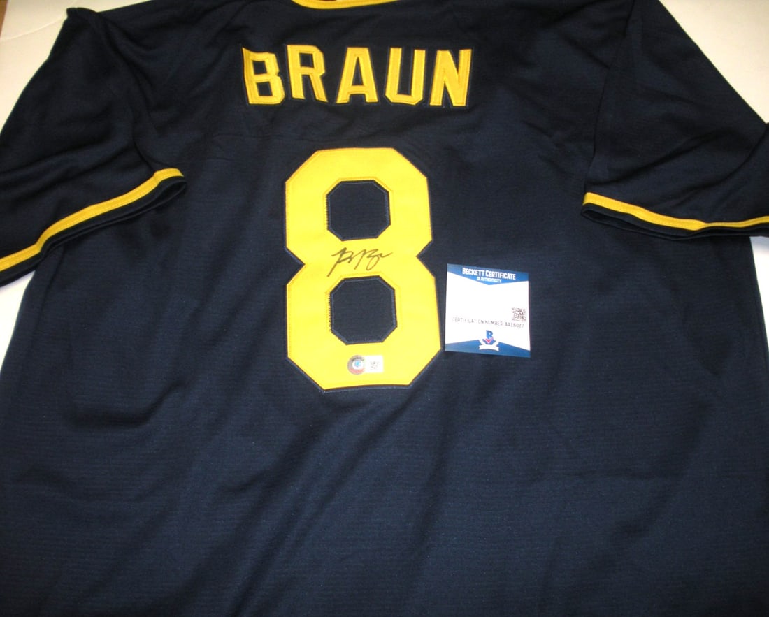 Signed Milwaukee Brewers Nike jersey Ryan Braun Beckett COA: Signed Milwaukee Brewers Nike jersey Ryan Braun Beckett COA This is an official licensed Nike Milwaukee Brewers jersey signed by Ryan Braun. The jersey is an original item and includes Beckett authent