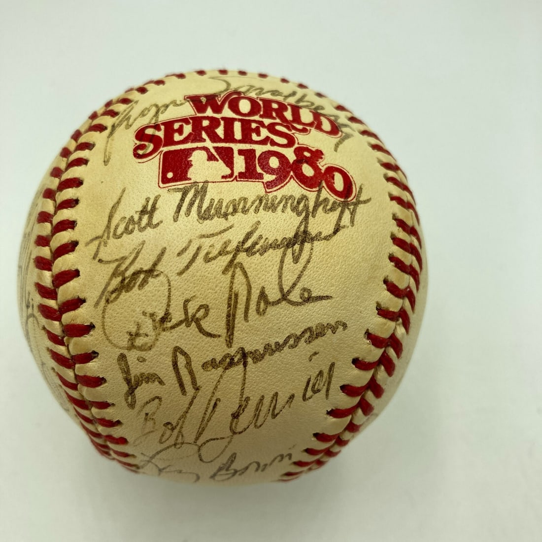 1980 Phillies World Series Team Signed Baseball JSA COA: 1980 Phillies World Series Team Signed Baseball JSA COA Celebrate the 1980 Philadelphia Phillies' World Series victory with this authentic team-signed baseball. This collectible item features the sign