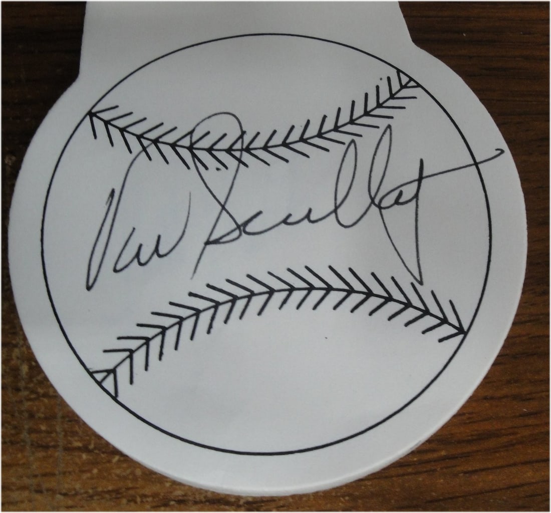 Signed Los Angeles Dodgers autograph book 50 signatures Vin Scully (1 of 8)