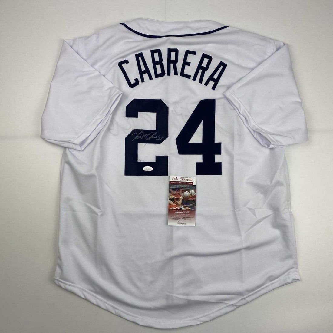Miguel Cabrera Autographed Detroit Tigers Custom Jersey JSA COA: Miguel Cabrera Autographed Detroit Tigers Custom Jersey JSA COA This is an autographed Miguel Cabrera Detroit Tigers white baseball jersey, featuring the player's name and number, perfect for collecto