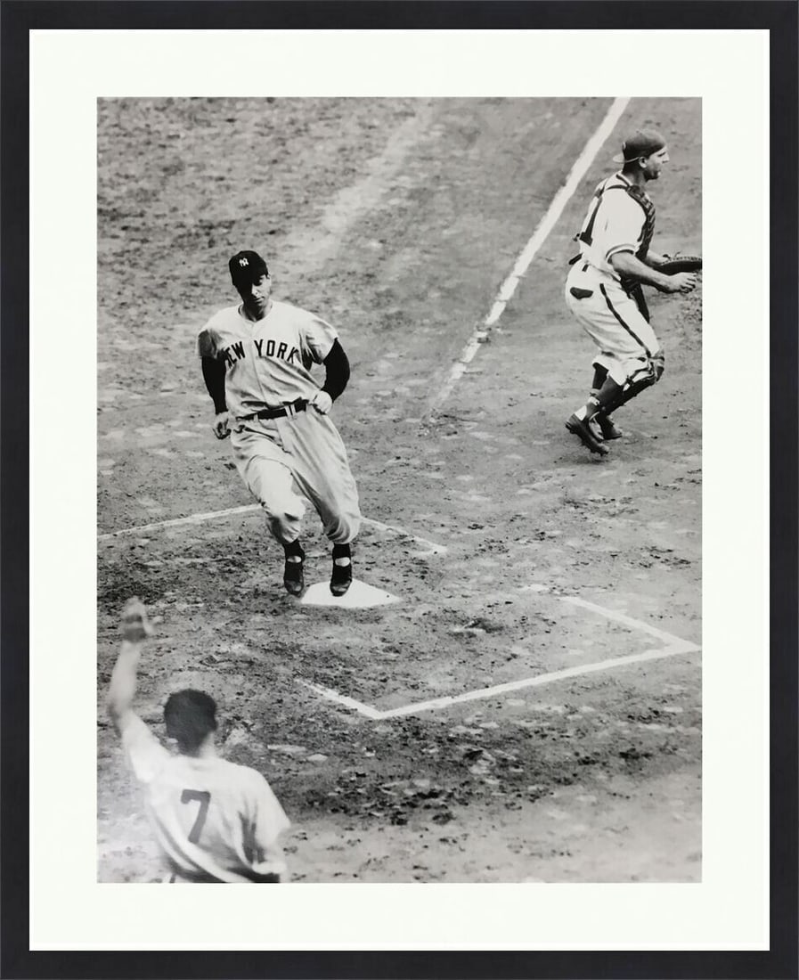 Joe DiMaggio 1949 New York Yankees Original Framed Photograph: Joe DiMaggio 1949 New York Yankees Original Framed Photograph This original 1949 photograph features the legendary Joe DiMaggio of the New York Yankees, capturing a historic moment in baseball. The im