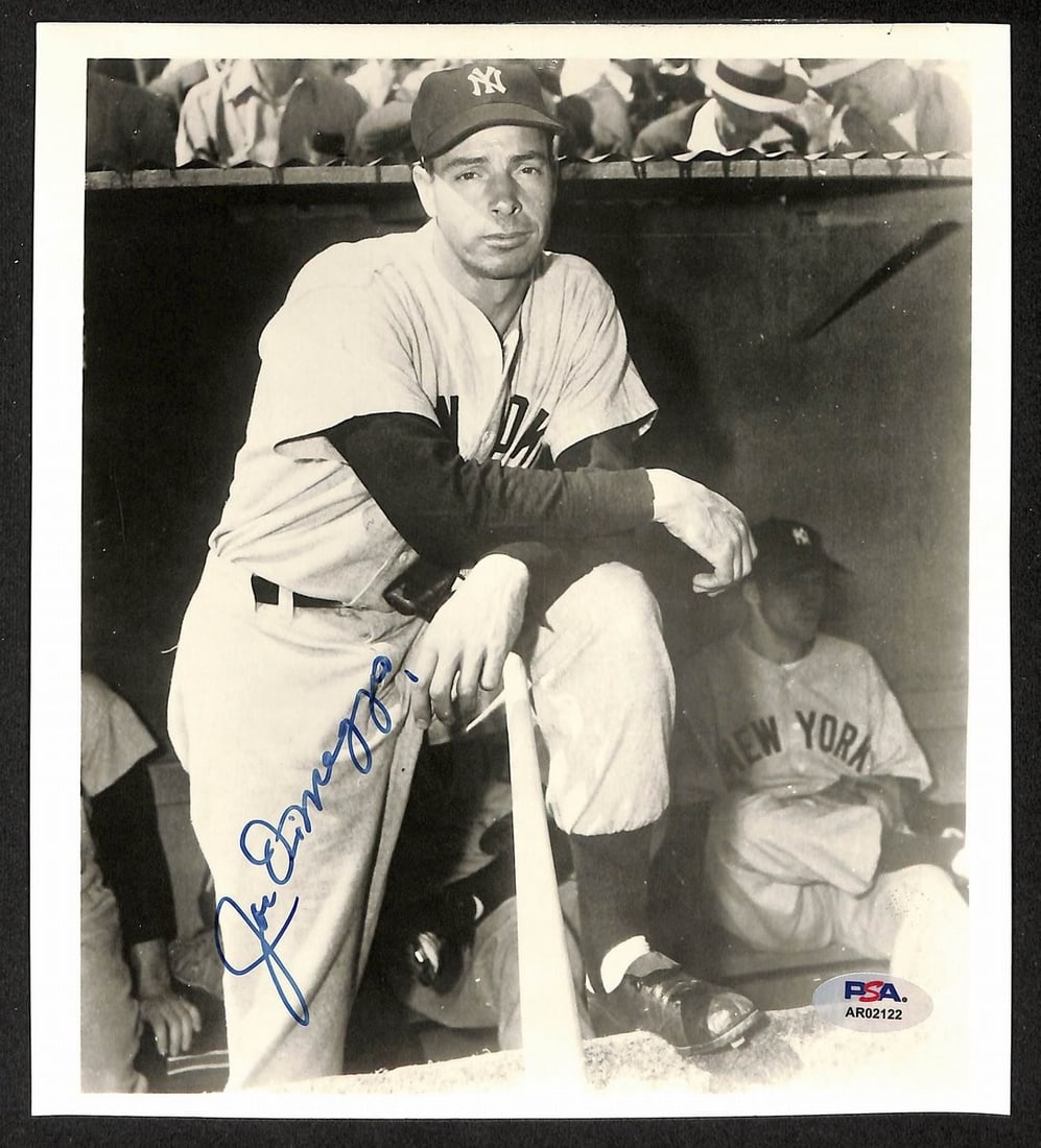 7.5x9 Vintage Photograph Joe DiMaggio Hand Signed Yankees PSA DNA Authenticated: 7.5x9 Vintage Photograph Joe DiMaggio Hand Signed Yankees PSA DNA Authenticated This stunning vintage photograph, measuring 7.5x9 inches, features the signature of Hall of Famer Joe DiMaggio, a legend